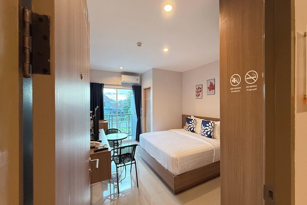 Standard Double Room photo 2