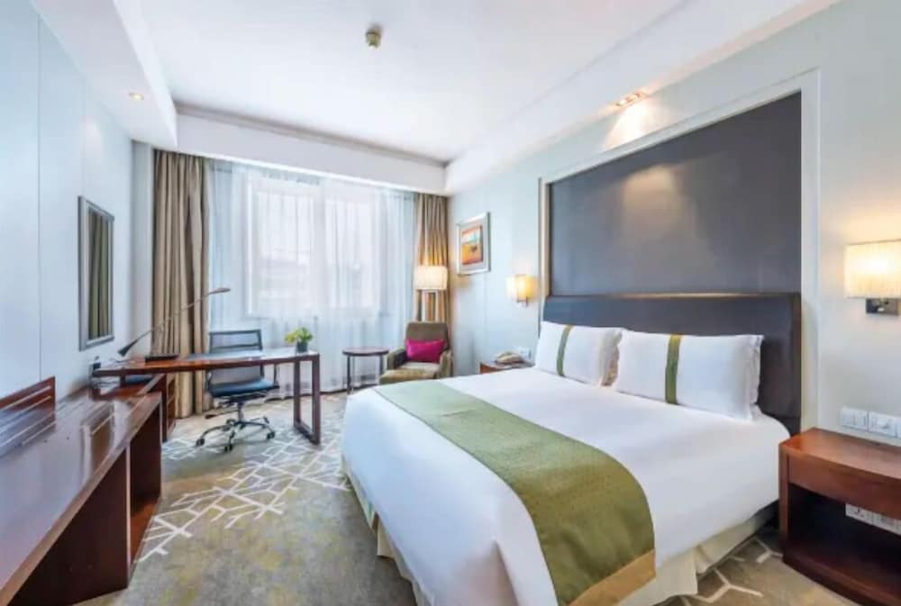 Basic Single Room, City View