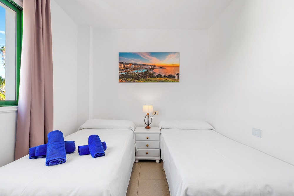 Comfort Apartment, 2 Bedrooms, Mountain View photo 3