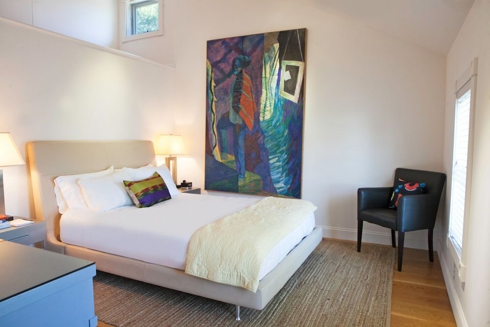 Standard Queen Room, 1 Queen Bed, Non Smoking (Adults Only) photo 3