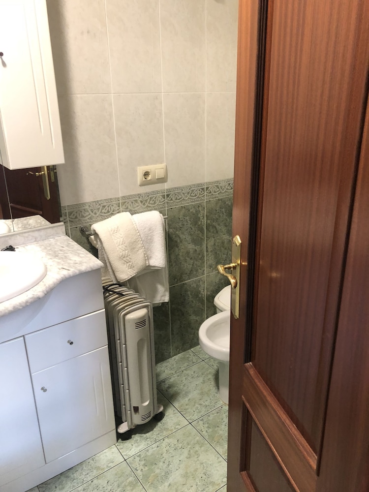 Single Room photo 2