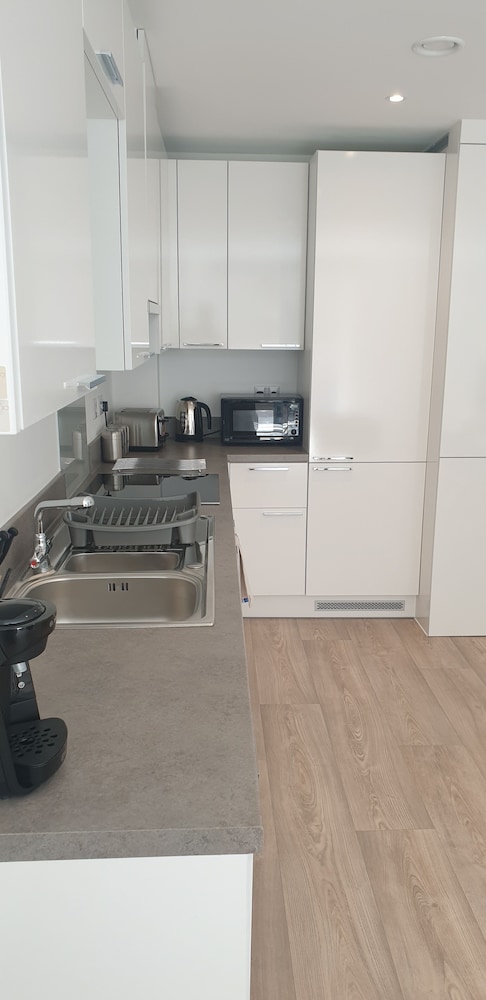 One Bedroom Apartment - Photo 7
