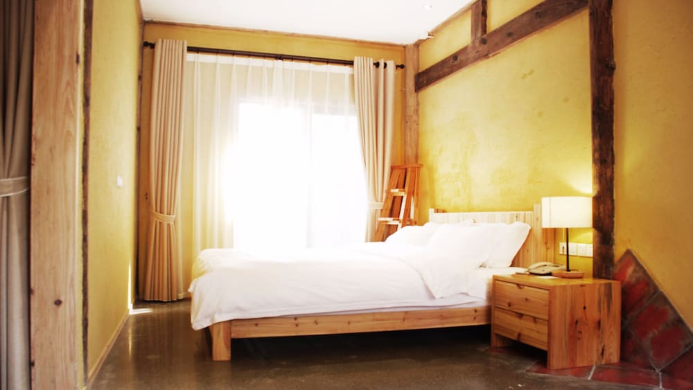 Deluxe Suite photo 1