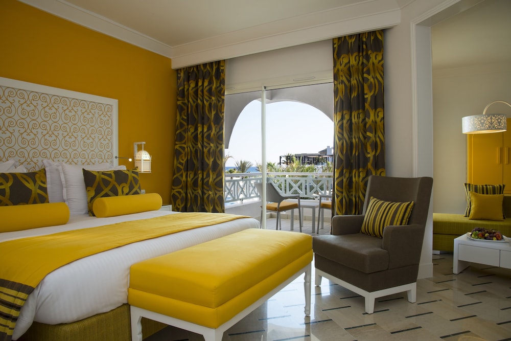 Junior Suite, Balcony photo 3