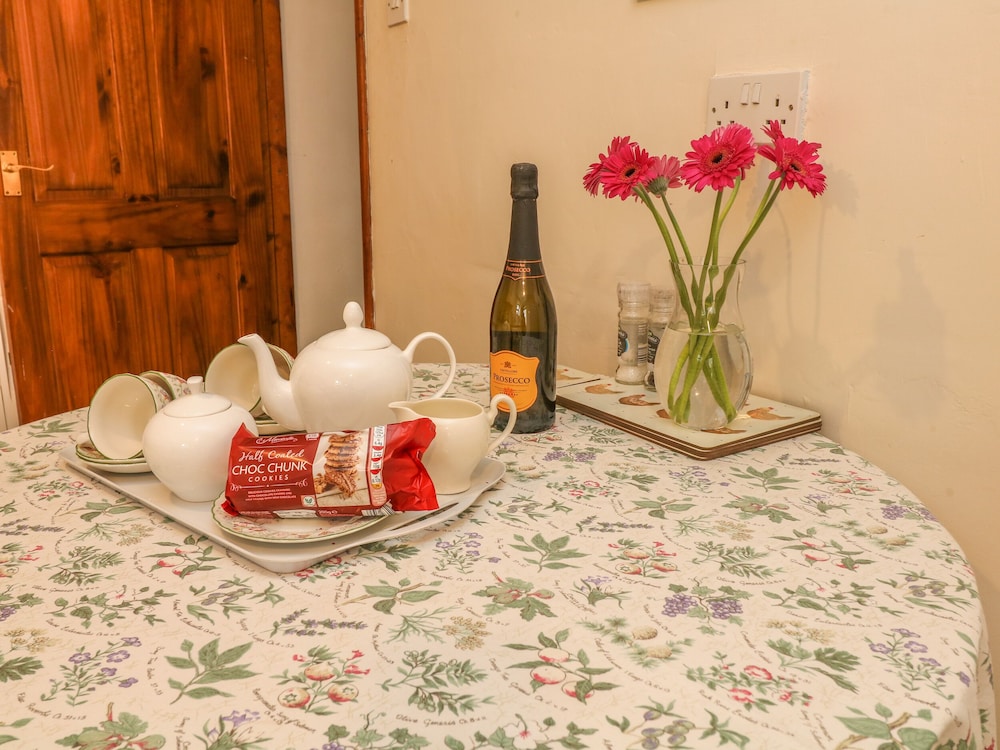 Cottage photo 2