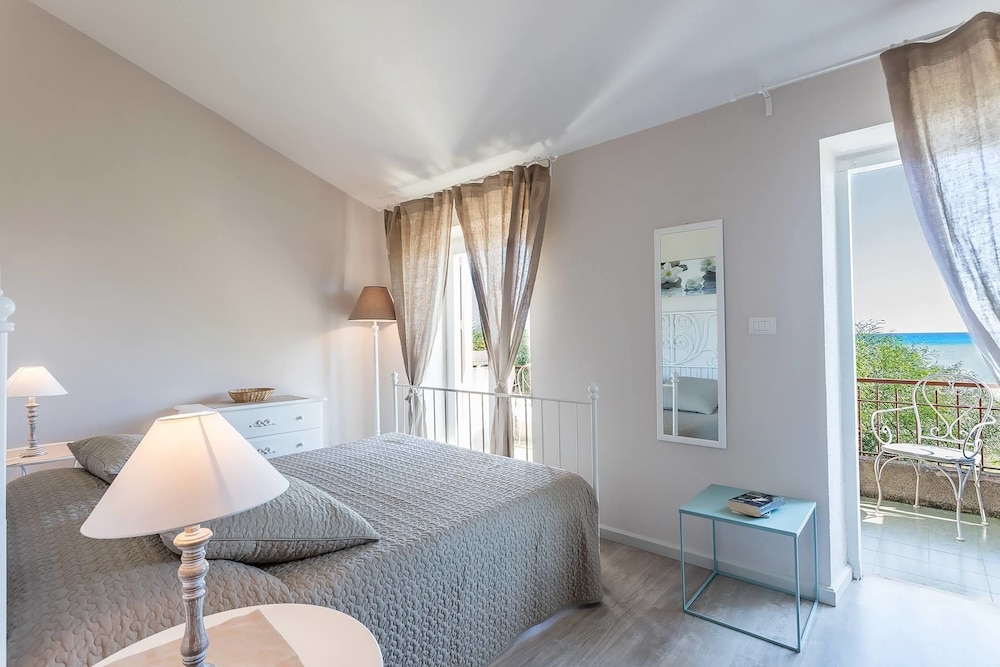 Villa, 2 Bedrooms photo 2