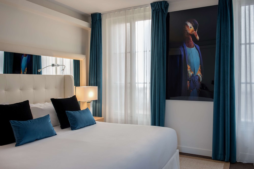 King Deluxe Room Aromatherapy
