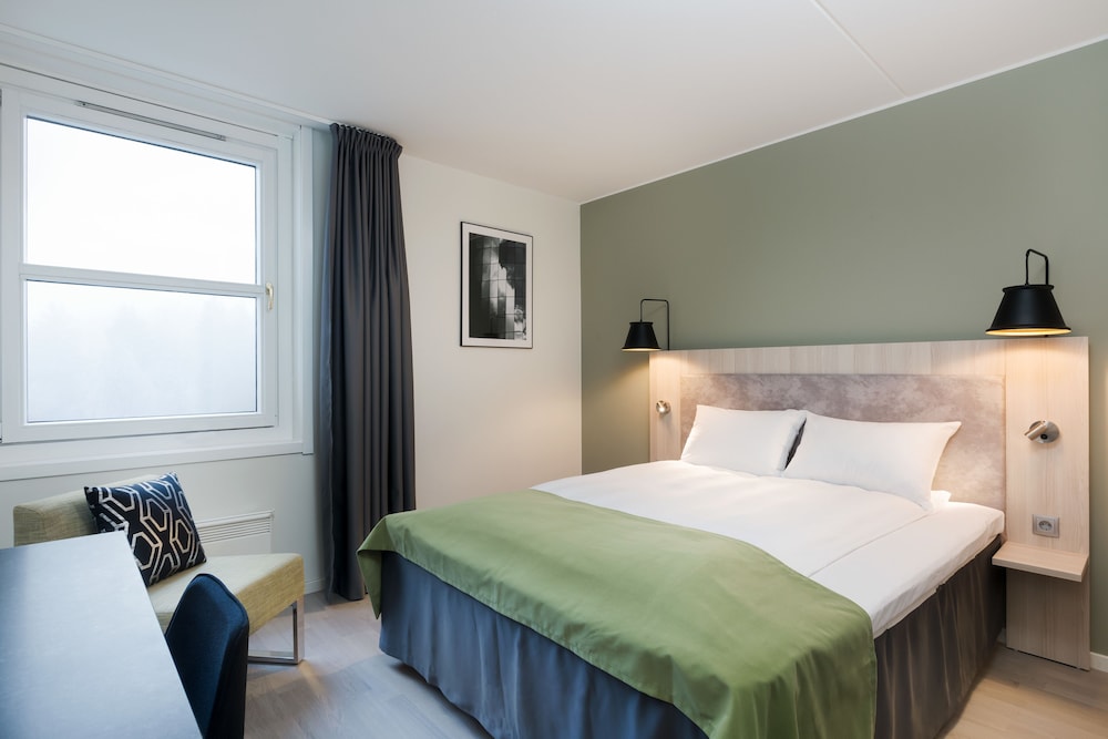 Standard Room, 1 Double Bed, Non Smoking photo 1