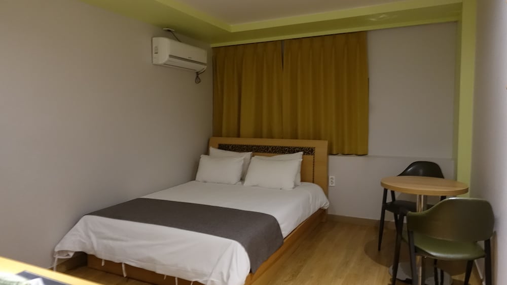 Standard Double Room photo 1