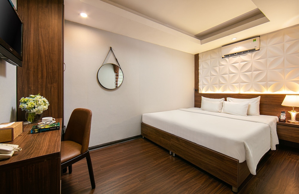 Classic Double or Twin Room, No Windows