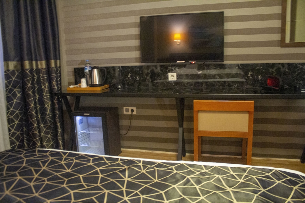 Standard Twin Room, 2 Twin Beds, City View photo 2