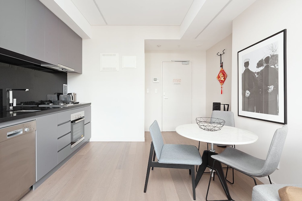 Apartment, 1 Bedroom, Private Bathroom, City View photo 3