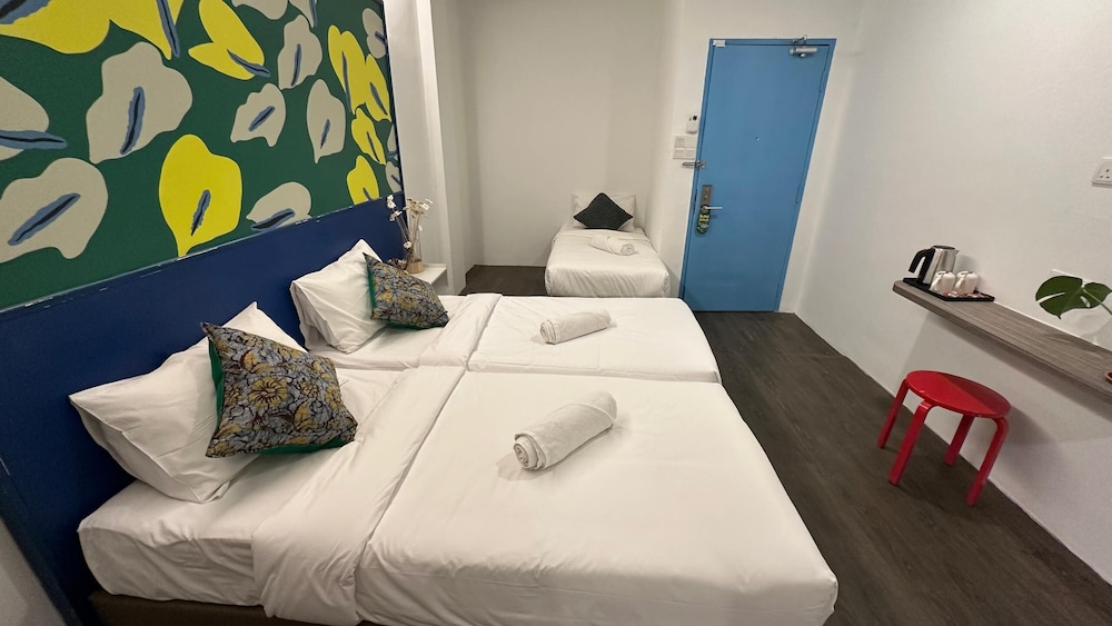 Triple Bedroom with private Bathroom