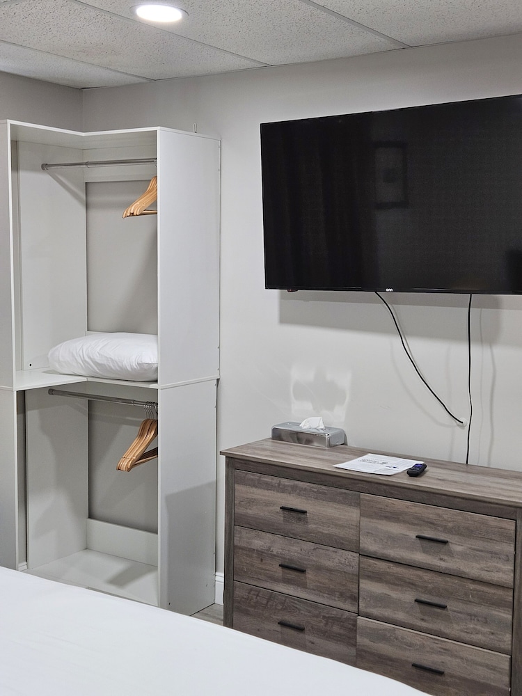 Premium Studio Suite photo 2