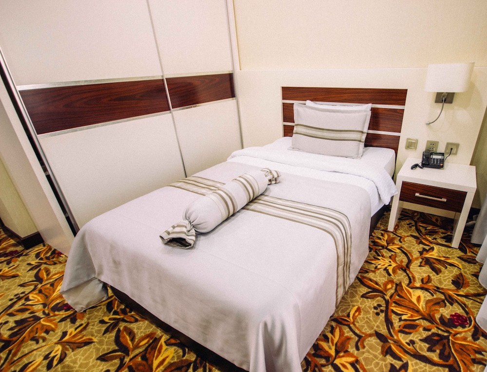 Economy Single Room, Smoking photo 3