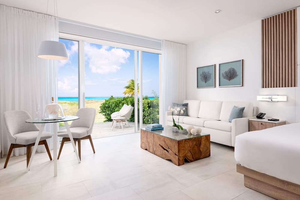Suite, 3 Bedrooms, Oceanfront (Beach Level) - Photo 5