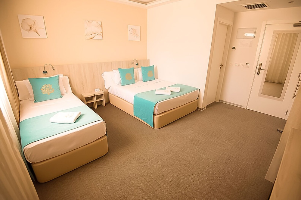 Triple Room, Garden View