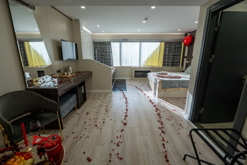 Deluxe Double Room, 1 Double Bed, Fireplace photo 3