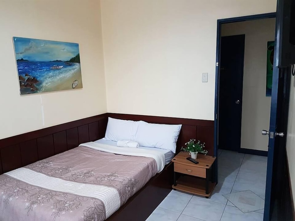 Basic Double Room, 1 Bedroom photo 2