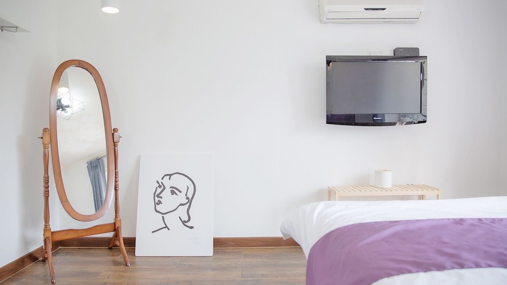 Baekjo (Swan) - Max 4-person, Extra person charge on site more than 2-person photo 3