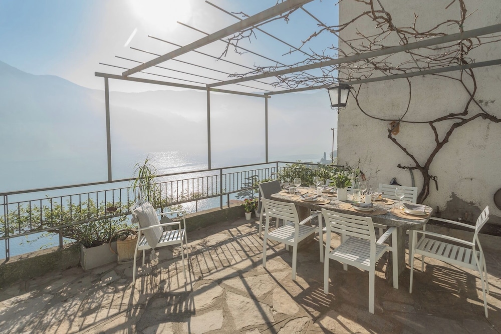 Villa (2 Bedrooms)
