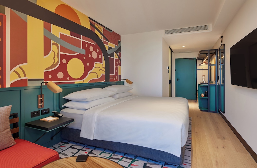 Standard Room, 1 King Bed photo 1