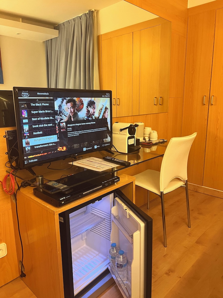 Basic Double Room photo 3