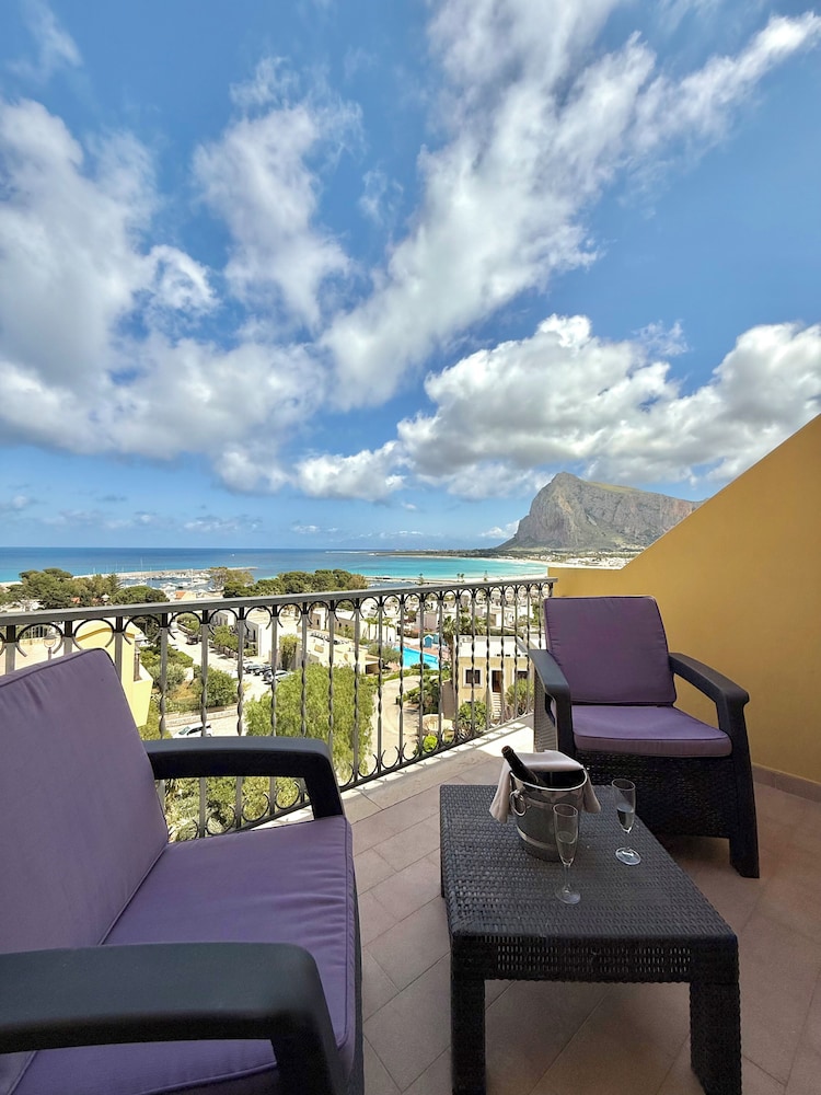 Comfort Double or Twin Room, Sea View - Photo 11