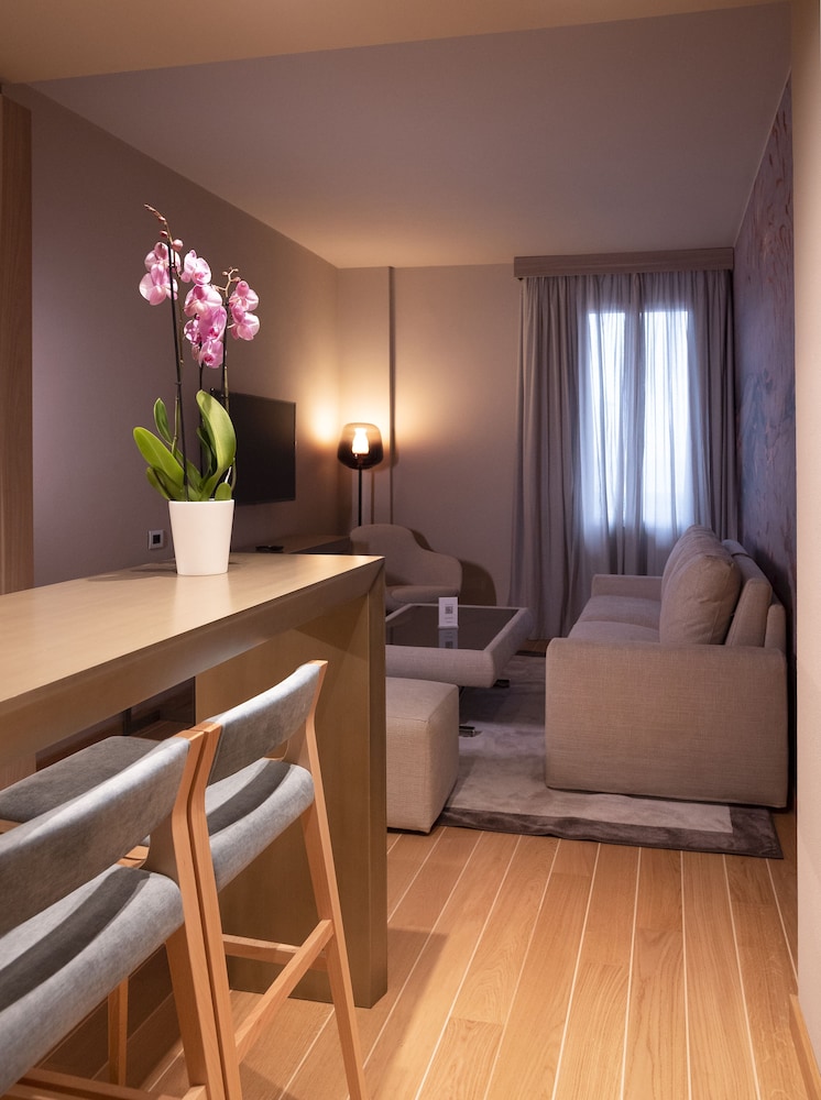 One bedroom apartment, sea view of the Baia delle Favole
