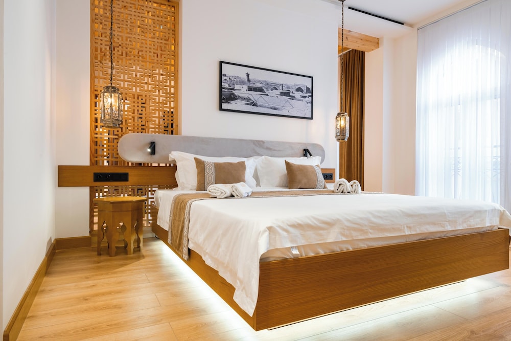 Luxury Studio