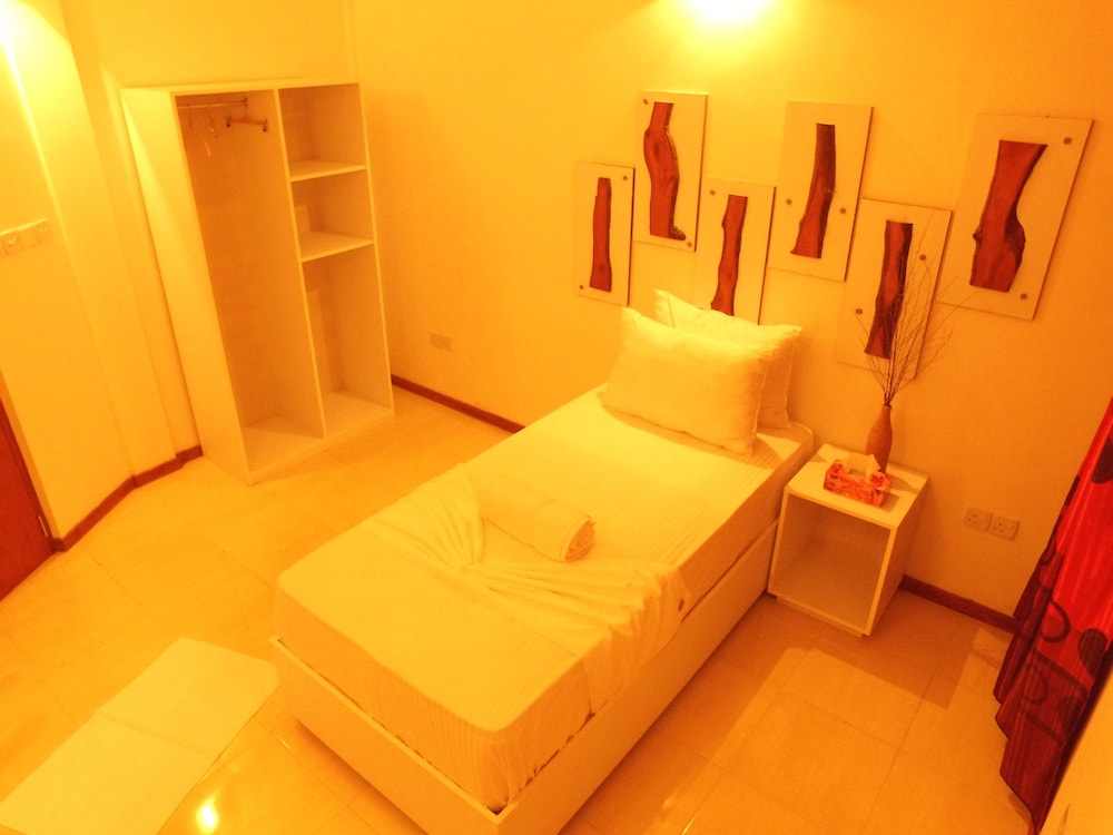 Deluxe Single Room photo 3