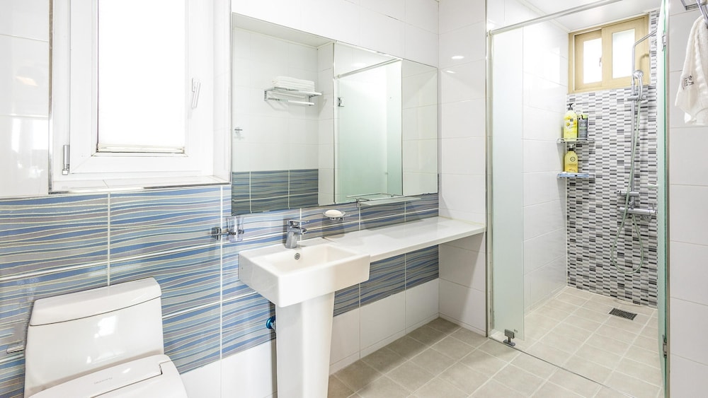 Basic Room, 1 Bedroom (baram) photo 3