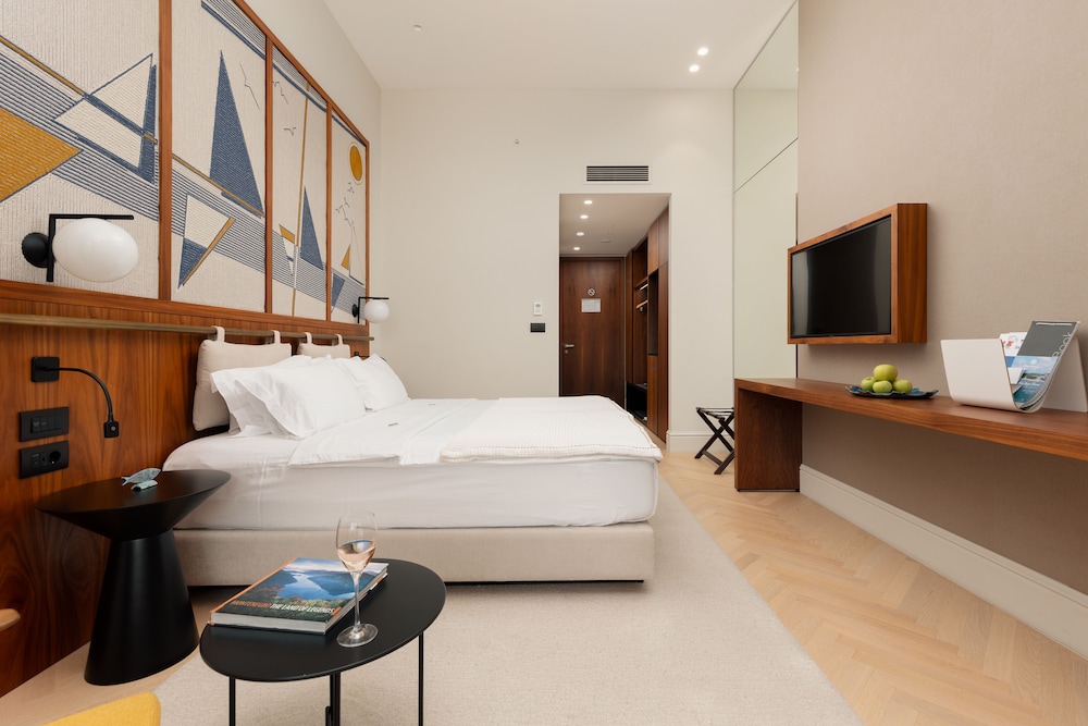 Deluxe Room, Sea View photo 3