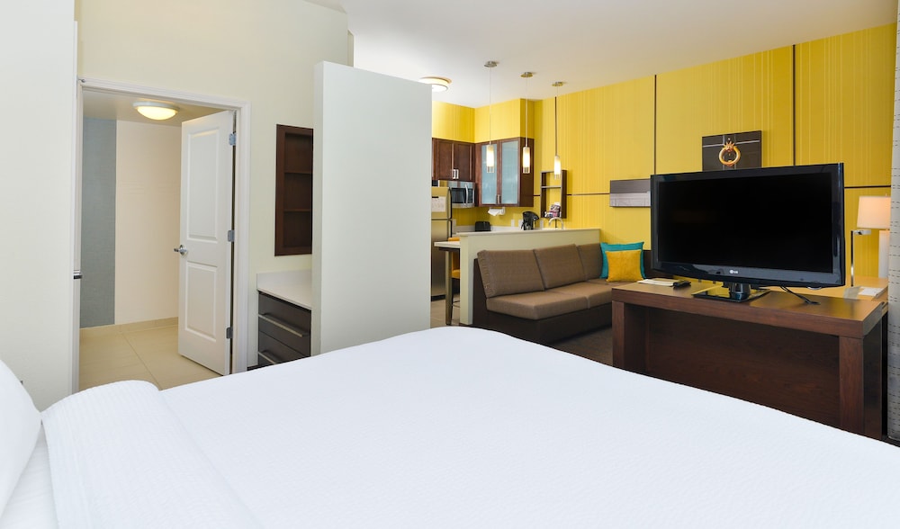Suite, 1 Bedroom photo 2