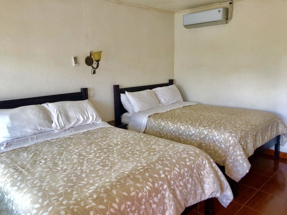 Basic Quadruple Room, Pool Access, Hill View