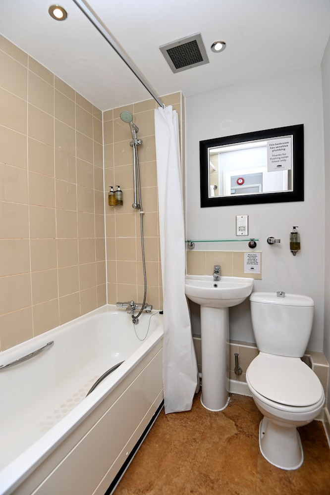 Double Room - Photo 3