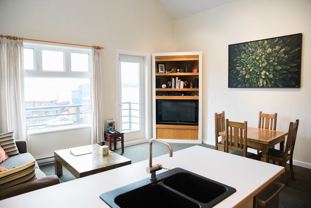 Oceanfront Loft Condo 26 -20180080 photo 1