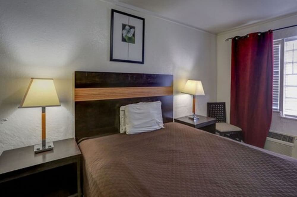 Basic Room photo 3