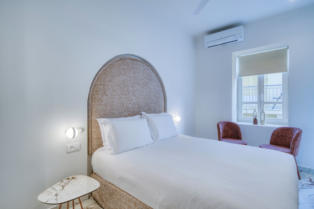 Junior Suite, City View