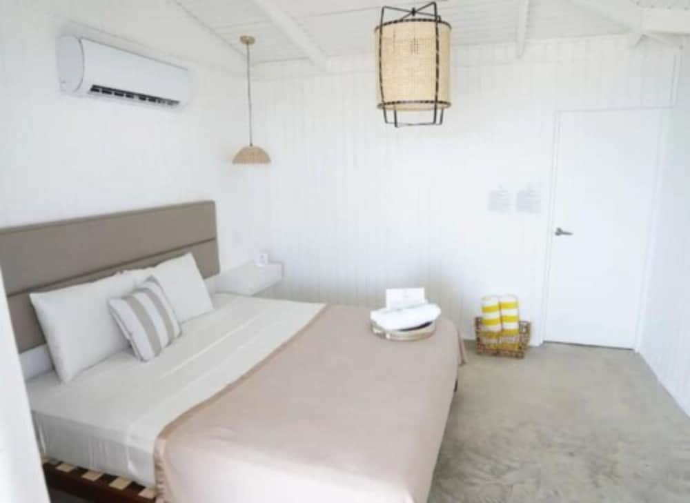 Basic Villa, Sea View photo 1