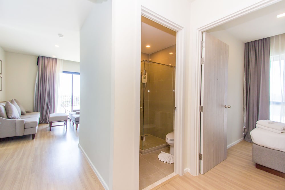 2 Bedrooms Sea View photo 3