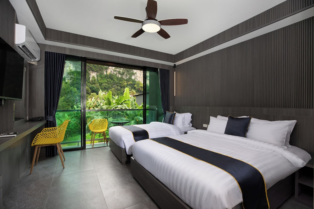 Premier Triple Room, Mountain View
