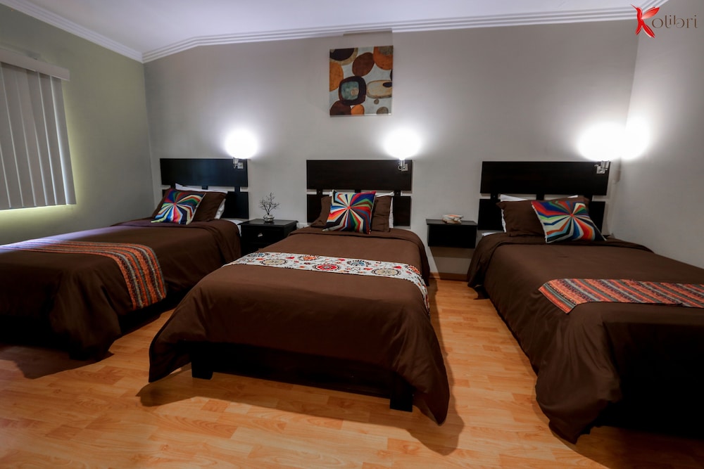 Elite Triple Room, Private Bathroom, River View photo 3