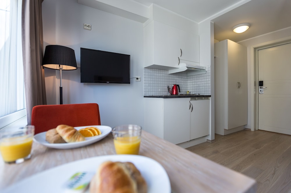 Basic Single Room, Kitchen photo 1