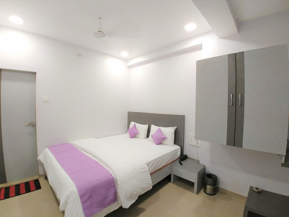 Standard Room, City View photo 3