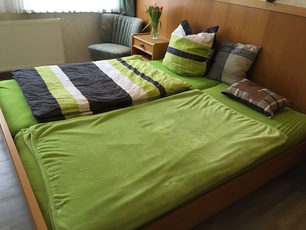 Apartment, 1 Queen Bed, Non Smoking, Garden View photo 1