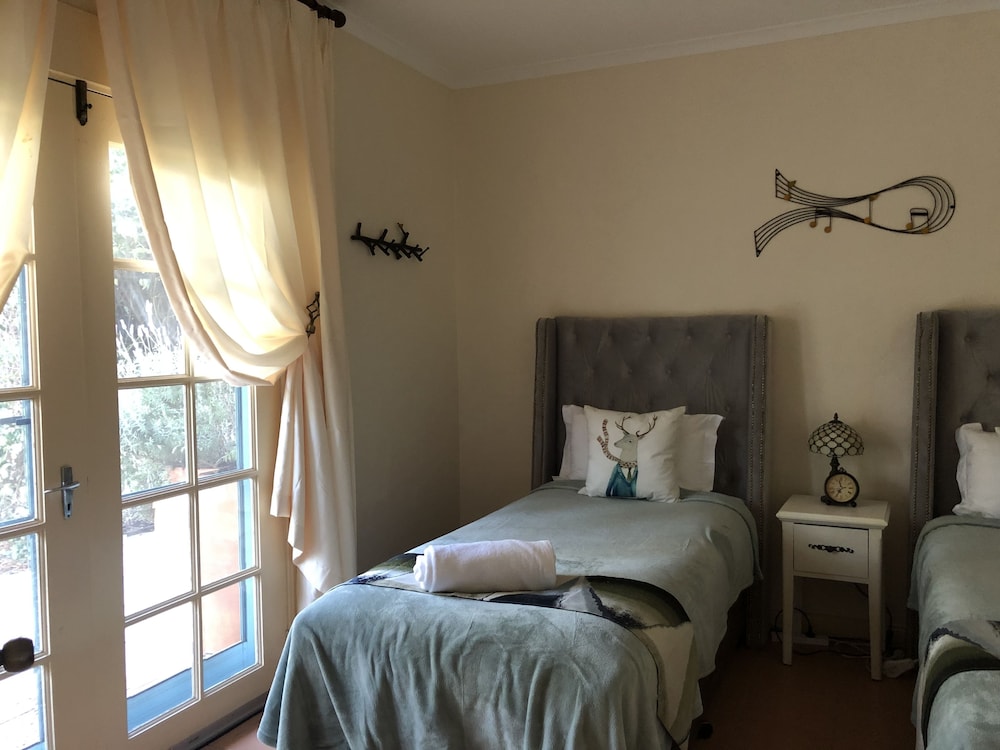 2 Bedroom Garden View (Verdlho) - Photo 1