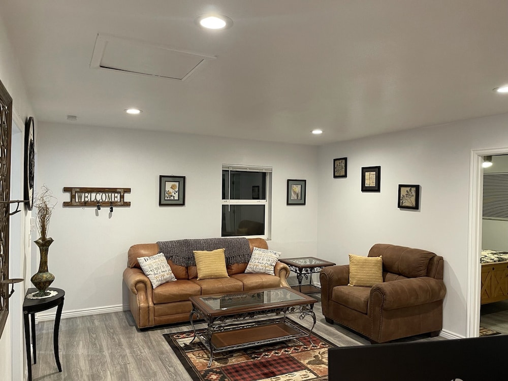 Comfort Duplex, 2 Bedrooms