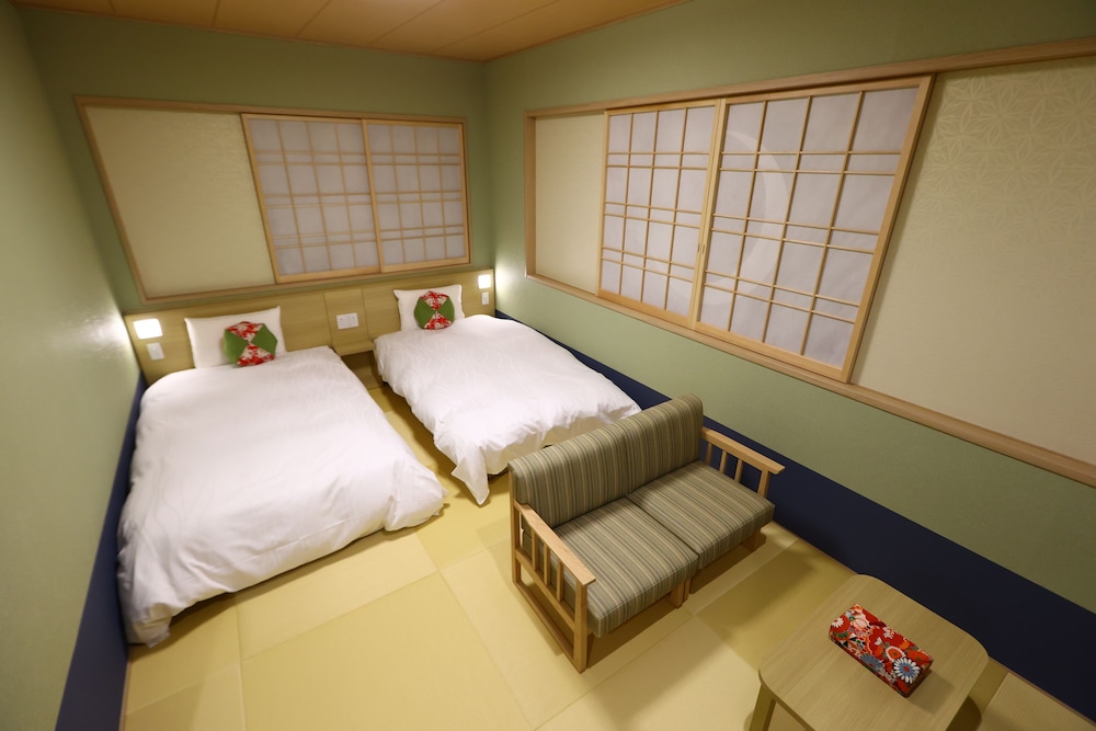 Standard Twin Room, Non Smoking - Photo 3