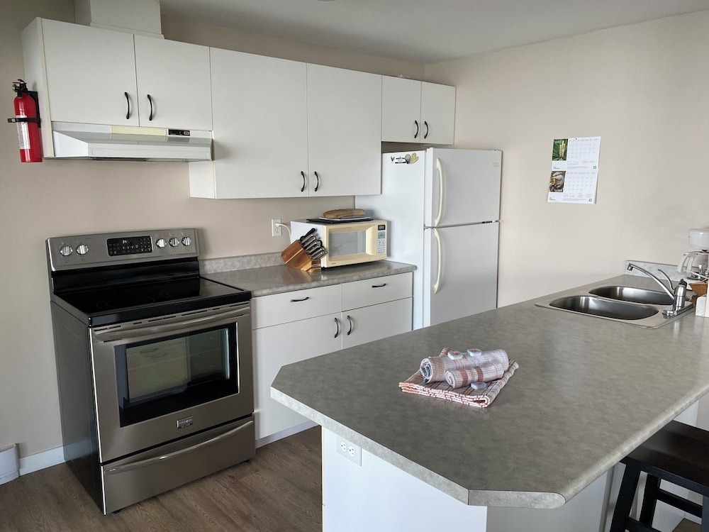 One Bedroom Ocean View - Sleeps 4 photo 2